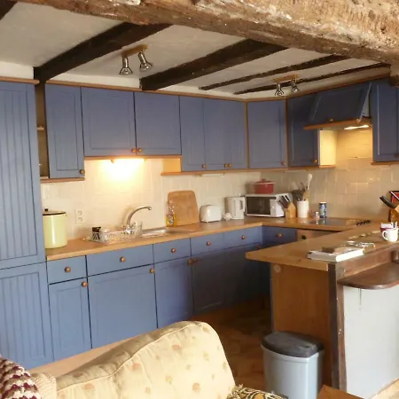 Maison Tuffin Ferienhaus *